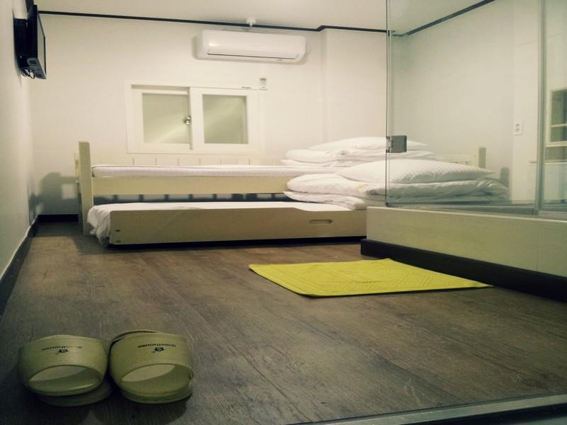 24 Sinchon Hongdae 2* Seoul