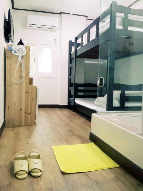 24 Sinchon Hongdae Guest house Seoul