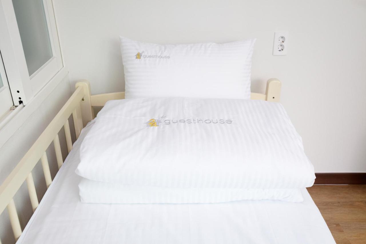 24 Sinchon Hongdae Guest house Seoul